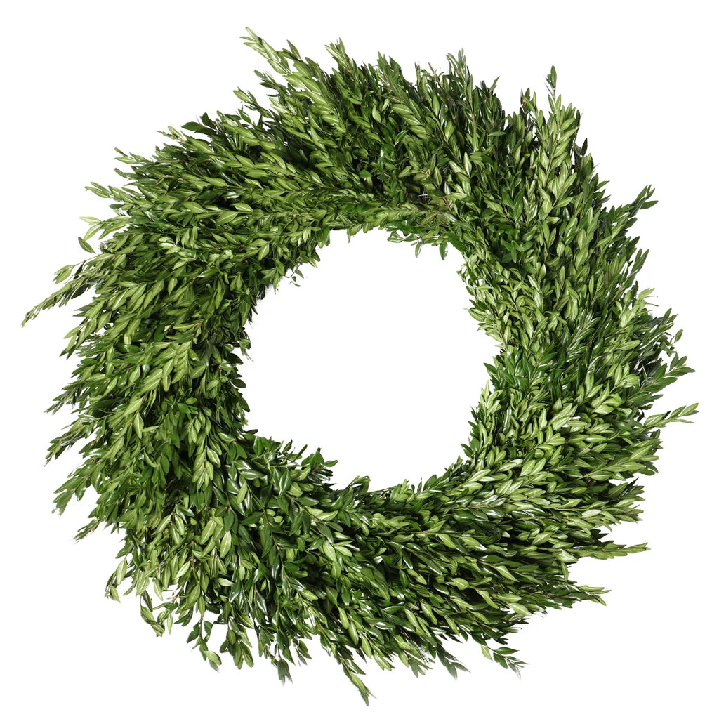 GREEN BOXWOOD WREATH - 30"