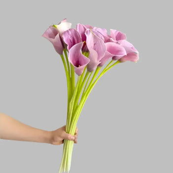 Calla Lily Mini Medium Pink bouquet - bloombybunches